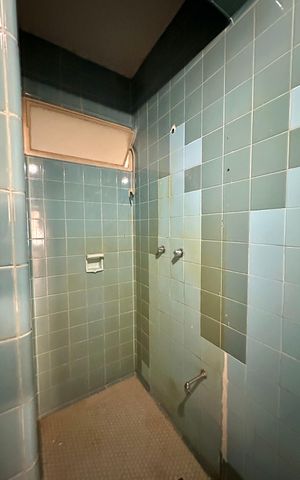 Apartamento à venda com 340m², 3 quartos e 2 vagas Apartamento à venda com 340m², 3 quartos e 2 vagasBanheiro da Suíte