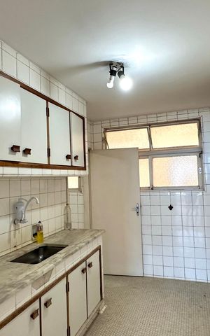 Apartamento à venda com 340m², 3 quartos e 2 vagas Apartamento à venda com 340m², 3 quartos e 2 vagasCozinha