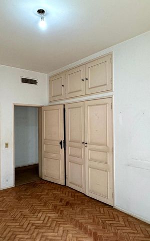 Apartamento à venda com 340m², 3 quartos e 2 vagas Apartamento à venda com 340m², 3 quartos e 2 vagasQuarto 3
