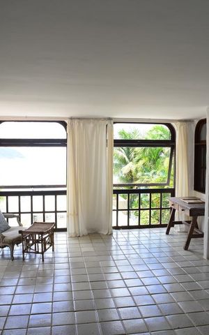 Casa de condomínio à venda com 461m², 4 quartos e 2 vagas Casa de condomínio à venda com 461m², 4 quartos e 2 vagasSuíte 2
