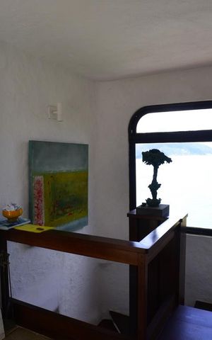 Casa de condomínio à venda com 461m², 4 quartos e 2 vagas Casa de condomínio à venda com 461m², 4 quartos e 2 vagasCorredor