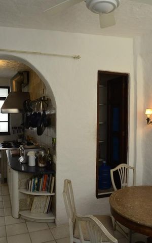 Casa de condomínio à venda com 461m², 4 quartos e 2 vagas Casa de condomínio à venda com 461m², 4 quartos e 2 vagasCopa