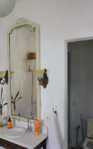 Casa de condomínio à venda com 461m², 4 quartos e 2 vagas Casa de condomínio à venda com 461m², 4 quartos e 2 vagasBanheiro da Suíte 1