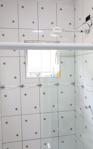 Casa à venda com 125m², 4 quartos e 2 vagasBanheiro 3