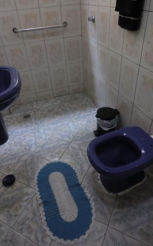 Casa à venda com 125m², 4 quartos e 2 vagasBanheiro 2