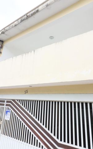 Casa à venda com 125m², 4 quartos e 2 vagasFachada