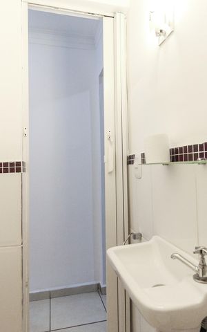Casa de condomínio à venda com 65m², 2 quartos e 1 vaga Casa de condomínio à venda com 65m², 2 quartos e 1 vagaLavabo