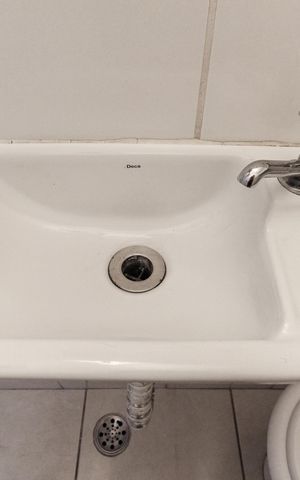 Casa de condomínio à venda com 65m², 2 quartos e 1 vaga Casa de condomínio à venda com 65m², 2 quartos e 1 vagaLavabo