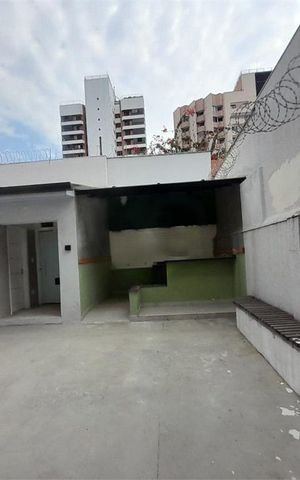 Casa à venda com 180m², 2 quartos e 3 vagas