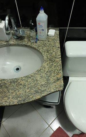 Casa à venda com 222m², 4 quartos e 6 vagasQuarto 4 - Suíte Banheiro 