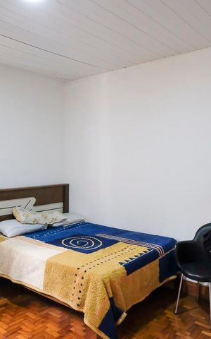 Casa à venda com 250m², 5 quartos e 3 vagasQuarto da edícula