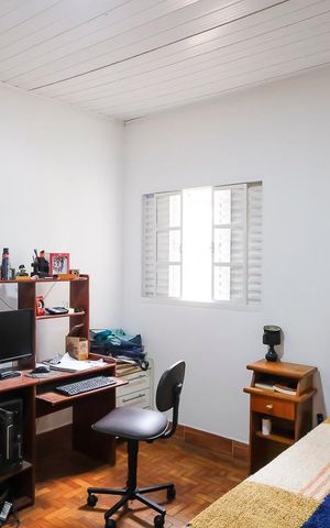 Casa à venda com 250m², 5 quartos e 3 vagasQuarto da edícula