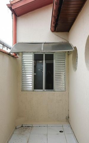 Casa à venda com 250m², 5 quartos e 3 vagasVaranda do quarto 3