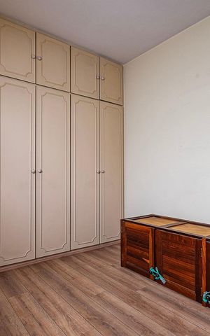 Casa à venda com 171m², 3 quartos e 2 vagas Casa à venda com 171m², 3 quartos e 2 vagasQuarto 1