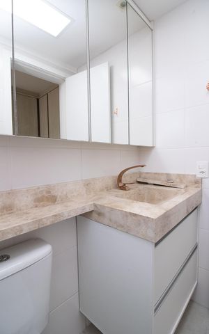 Apartamento à venda com 72m², 3 quartos e 2 vagasBanheiro da Suíte