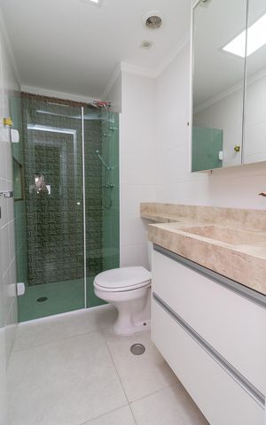 Apartamento à venda com 72m², 3 quartos e 2 vagasBanheiro