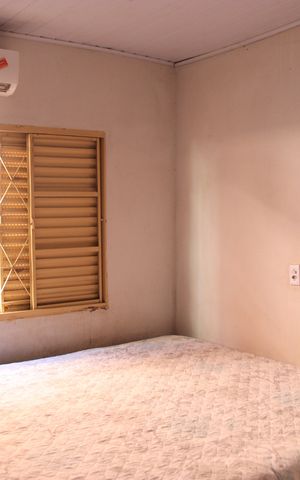 Casa à venda com 150m², 3 quartos e 2 vagasSuíte