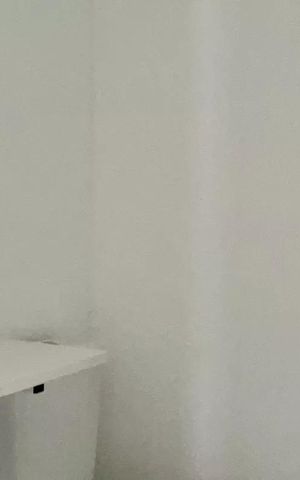 Apartamento à venda com 195m², 4 quartos e 3 vagas Apartamento à venda com 195m², 4 quartos e 3 vagasLavabo