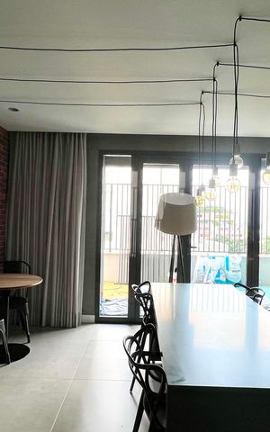 Apartamento à venda com 195m², 4 quartos e 3 vagas Apartamento à venda com 195m², 4 quartos e 3 vagasÁrea comum