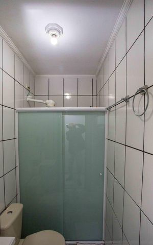 Casa à venda com 48m², 3 quartos e 2 vagasBanheiro Social