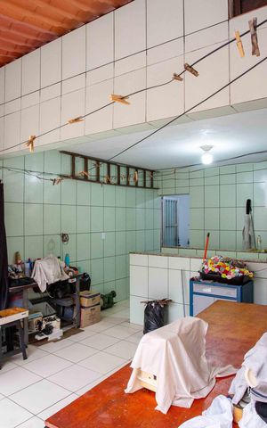 Casa à venda com 48m², 3 quartos e 2 vagasSacada