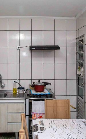 Casa à venda com 48m², 3 quartos e 2 vagasCozinha
