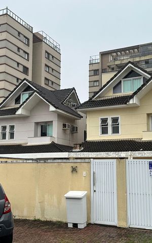 Apartamento para alugar com 300m², 4 quartos e 5 vagasFachada