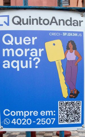 Apartamento à venda com 45m², 2 quartos e 1 vagaPlaquinha
