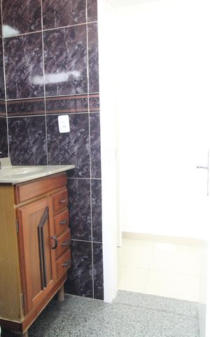 Casa à venda com 229m², 3 quartos e 2 vagasBanheiro 2
