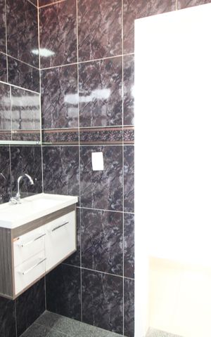 Casa à venda com 229m², 3 quartos e 2 vagasBanheiro