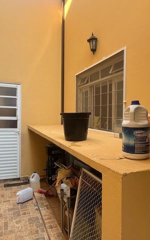 Casa à venda com 151m², 3 quartos e 2 vagasÁrea de Serviço