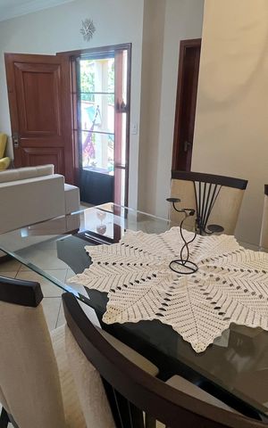 Casa à venda com 151m², 3 quartos e 2 vagasSala