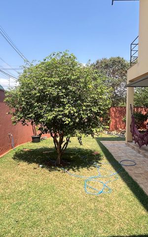 Casa à venda com 151m², 3 quartos e 2 vagasQuintal