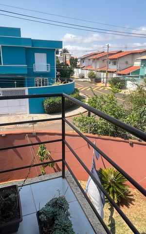 Casa à venda com 151m², 3 quartos e 2 vagasVaranda do Quarto 2