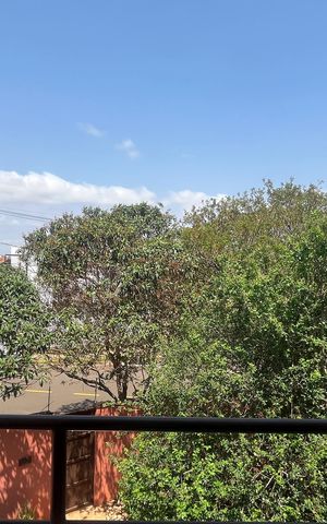 Casa à venda com 151m², 3 quartos e 2 vagasVaranda do Quarto 2