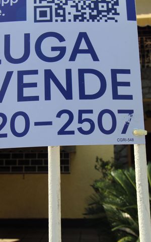 Casa à venda com 193m², 3 quartos e 2 vagasPlaca
