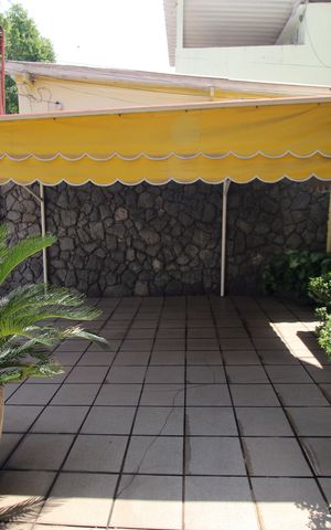 Casa à venda com 193m², 3 quartos e 2 vagasQuintal e Garagem