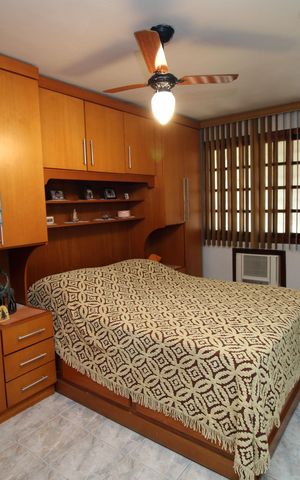 Casa à venda com 193m², 3 quartos e 2 vagasQuarto 3 - Suíte