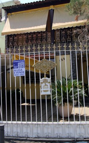 Casa à venda com 193m², 3 quartos e 2 vagasPlaca