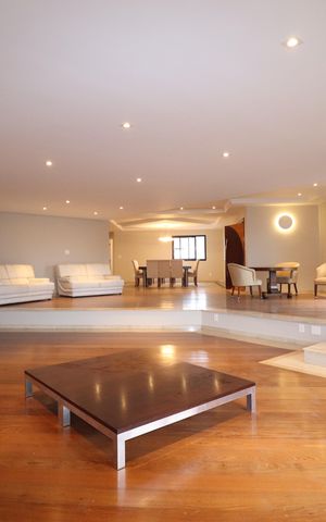 Apartamento à venda com 490m², 4 quartos e 4 vagasSala