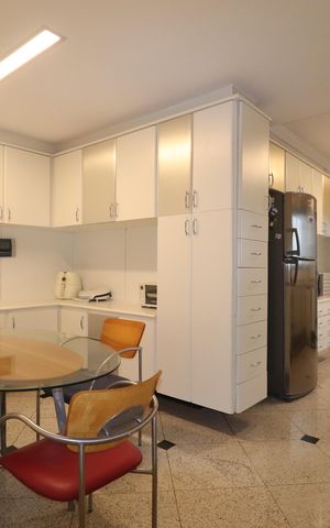 Apartamento à venda com 490m², 4 quartos e 4 vagasCopa
