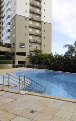 Apartamento à venda com 79m², 3 quartos e 1 vagaÁrea comum - Piscina
