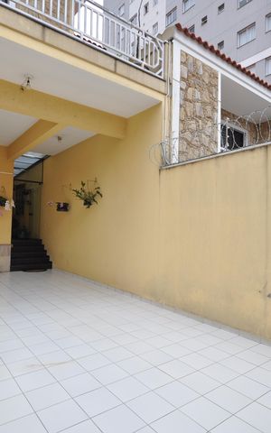 Casa à venda com 215m², 3 quartos e 4 vagasGaragem