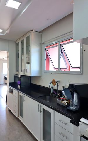 Apartamento para alugar com 64m², 1 quarto e 1 vagaCozinha e Área de Serviço