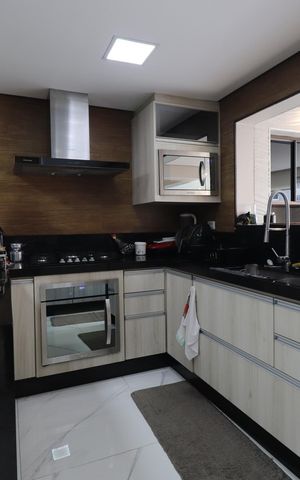 Apartamento à venda com 132m², 3 quartos e 2 vagasCozinha