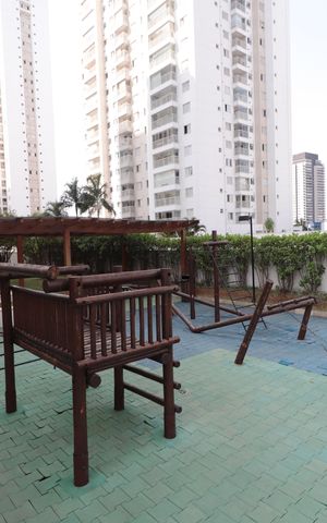 Apartamento à venda com 132m², 3 quartos e 2 vagasÁrea comum - Playground