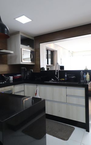 Apartamento à venda com 132m², 3 quartos e 2 vagasCozinha