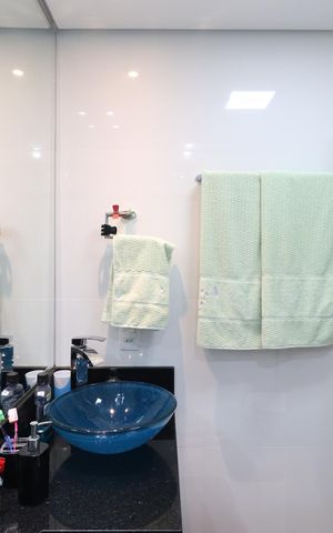 Apartamento à venda com 132m², 3 quartos e 2 vagasBanheiro da Suíte 3