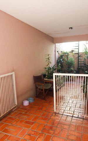 Casa de condomínio à venda com 133m², 3 quartos e 2 vagas Casa de condomínio à venda com 133m², 3 quartos e 2 vagasÁrea de Serviço