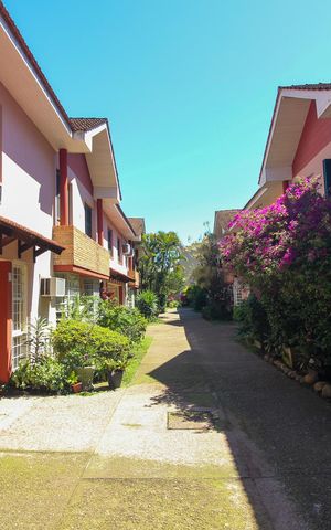 Casa de condomínio à venda com 133m², 3 quartos e 2 vagas Casa de condomínio à venda com 133m², 3 quartos e 2 vagasÁrea comum